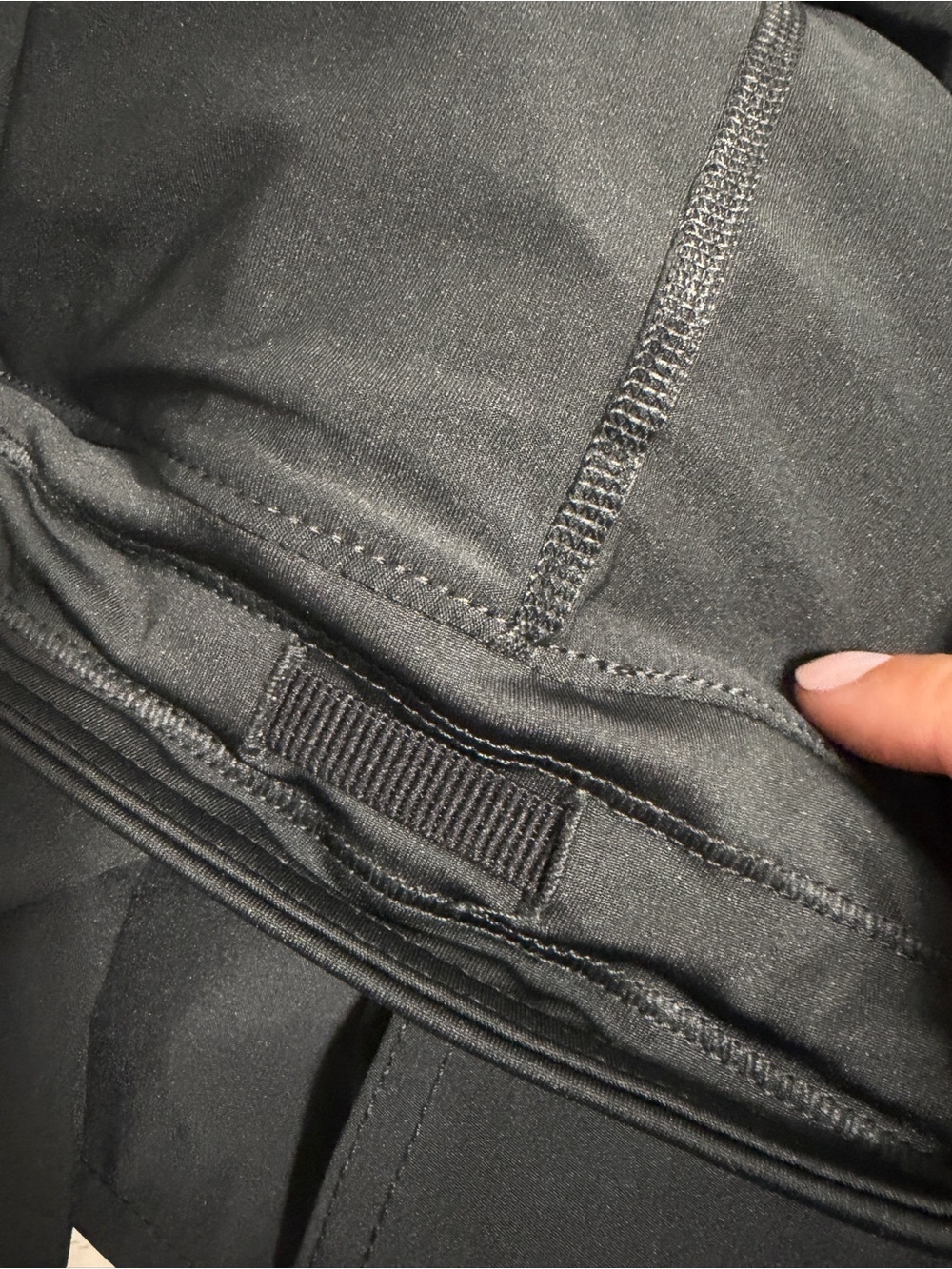 Lole Asymmetrical Pleated Skort Black - Picture 10 of 13